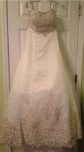 Load image into Gallery viewer, Alfred Angelo Sapphire Style 848 - alfred angelo - Nearly Newlywed Bridal Boutique - 3
