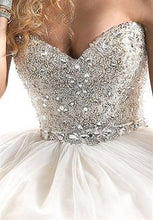 Load image into Gallery viewer, Maggie Sottero &#39;Esme&#39; size 8 sample wedding dress close up on model
