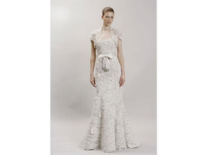 Monique Lhuillier 'Platinum Deluxe' Wedding Dress - Monique Lhuillier - Nearly Newlywed Bridal Boutique - 3