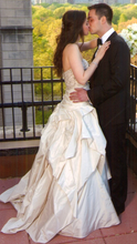Load image into Gallery viewer, Kenneth Pool &#39;Alana&#39; - Kenneth Pool - Nearly Newlywed Bridal Boutique - 4

