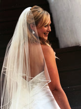 Load image into Gallery viewer, Allure Bridals &#39; 2078249&#39;
