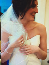 Load image into Gallery viewer, Marisa &#39;858&#39; - Marisa - Nearly Newlywed Bridal Boutique - 4

