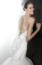 Load image into Gallery viewer, Pronovias &#39;Prival&#39; - Pronovias - Nearly Newlywed Bridal Boutique - 1

