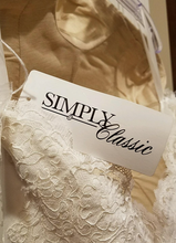 Load image into Gallery viewer, Simply Classic &#39;Lace and Silk&#39; - Simply classic - Nearly Newlywed Bridal Boutique - 3
