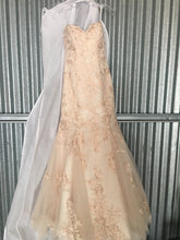 Load image into Gallery viewer, Essence of Australia &#39;Blush&#39; size 10 new wedding dress front view on hanger
