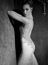 Load image into Gallery viewer, Inbal Dror &#39;BR-13-11: Beata&#39; - inbal dror - Nearly Newlywed Bridal Boutique - 5
