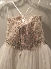 Load image into Gallery viewer, Justin Alexander &#39;Tulle&#39; size 6 new wedding dress back view on hanger
