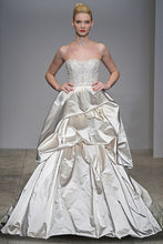 Load image into Gallery viewer, Kenneth Pool  &#39;Alessandra&#39; - Kenneth Pool - Nearly Newlywed Bridal Boutique - 8
