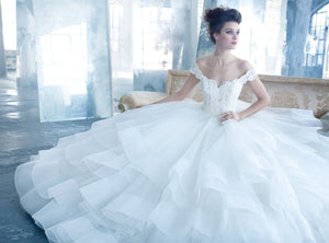 Lazaro '3309' size 4 used wedding dress front view on model