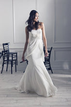 Load image into Gallery viewer, Melissa Sweet Eze Dress - Melissa Sweet - Nearly Newlywed Bridal Boutique - 3
