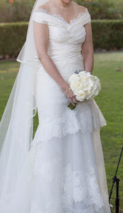 Carolina Herrera 'Andrea' - Carolina Herrera - Nearly Newlywed Bridal Boutique - 4