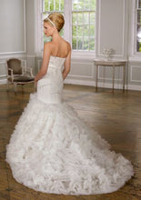 Load image into Gallery viewer, Mori Lee &#39;1619&#39; - Mori Lee - Nearly Newlywed Bridal Boutique - 4
