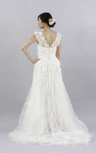 Elie Saab Caelum Lace and Tulle Wedding Dress - Elie Saab - Nearly Newlywed Bridal Boutique - 2