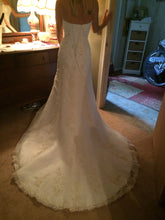 Load image into Gallery viewer, Venus &#39;Trumpet Dress&#39; - Venus - Nearly Newlywed Bridal Boutique - 2
