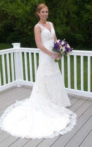 Allure Bridals '8634' - Allure Bridals - Nearly Newlywed Bridal Boutique - 5
