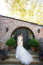 Load image into Gallery viewer, Marchesa &#39;B11803&#39; - Marchesa - Nearly Newlywed Bridal Boutique - 4
