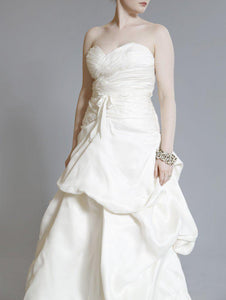 Monique Lhuillier 'Yelena' Silk Dress - Monique Lhuillier - Nearly Newlywed Bridal Boutique - 5