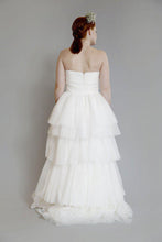 Load image into Gallery viewer, Monique Lhuillier &#39;Atelier&#39; Silk Tulle Dress - Monique Lhuillier - Nearly Newlywed Bridal Boutique - 3

