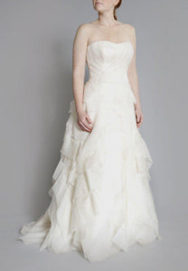 Vera Wang 'Deidre' Organza Wedding Dress - Vera Wang - Nearly Newlywed Bridal Boutique - 1