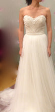 Load image into Gallery viewer, Theia &#39;Kerry 890178&#39; - THEIA - Nearly Newlywed Bridal Boutique - 3
