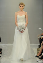 Load image into Gallery viewer, Theia &#39;Kerry 890178&#39; - THEIA - Nearly Newlywed Bridal Boutique - 4
