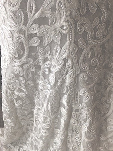 Oscar de la Renta 33E Collection Gown - Oscar de la Renta - Nearly Newlywed Bridal Boutique - 2