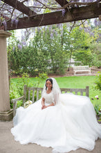 Load image into Gallery viewer, Kleinfeld Danielle Caprese &#39;113058&#39; - KLeiNFELD DANIELLE CAPRESE - Nearly Newlywed Bridal Boutique - 4
