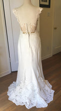 Load image into Gallery viewer, Essence of Australia &#39;Lace Cap Sleeve&#39; size 8 new wedding dress back view on mannequin
