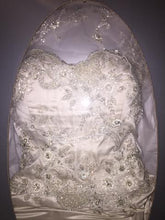 Load image into Gallery viewer, Eve of Milady &#39;4316&#39; - eve of milady - Nearly Newlywed Bridal Boutique - 2
