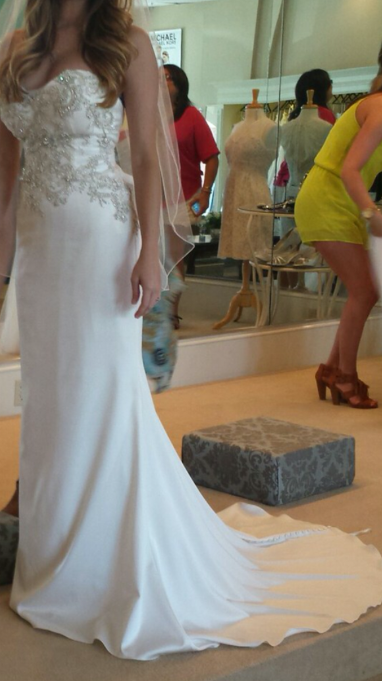 Casablanca '2202' size 2 new wedding dress side view on bride