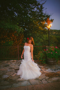 Winnie Couture 'Khaleesi' size 6 sample wedding dress front view on bride