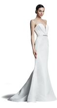 Load image into Gallery viewer, J. Mendel &#39;Valentine&#39; - J. Mendel - Nearly Newlywed Bridal Boutique - 5
