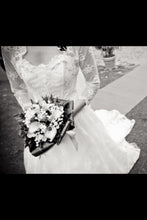 Load image into Gallery viewer, Custom &#39;Italian&#39; - Custom - Nearly Newlywed Bridal Boutique - 3
