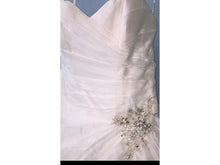Load image into Gallery viewer, Maggie Sottero &#39;4MB949&#39; - Maggie Sottero - Nearly Newlywed Bridal Boutique - 4
