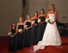 Load image into Gallery viewer, Allure Bridals &#39;Allure&#39; - Allure Bridals - Nearly Newlywed Bridal Boutique - 3
