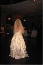 Load image into Gallery viewer, Melissa Sweet &#39;White&#39; - Melissa Sweet - Nearly Newlywed Bridal Boutique - 2
