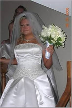 Load image into Gallery viewer, Melissa Sweet &#39;White&#39; - Melissa Sweet - Nearly Newlywed Bridal Boutique - 1
