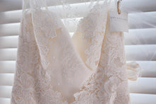 Load image into Gallery viewer, Amy Kuschel &#39;Monroe&#39; size 0 new wedding dress close up of bodice
