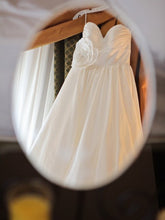 Load image into Gallery viewer, Wtoo Silk Taffeta Mimi Strapless Wedding Dress - Wtoo - Nearly Newlywed Bridal Boutique - 3
