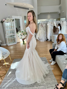 Enzoani 'BT19-28' wedding dress size-06 NEW