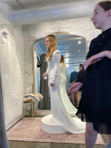 Woná 'Grazia #2103' wedding dress size-06 NEW