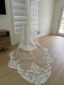 Essense of Australia 'D3249' wedding dress size-02 PREOWNED