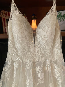 Allure Bridals '9802' wedding dress size-12 NEW