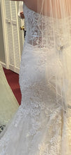 Load image into Gallery viewer, Casablanca &#39;2376&#39; wedding dress size-18 NEW
