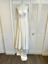 Load image into Gallery viewer, Jenny Yoo &#39;Bennett&#39; wedding dress size-04 PREOWNED
