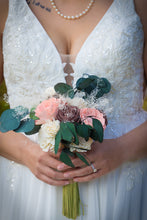 Load image into Gallery viewer, Allure Bridals &#39;9850&#39;
