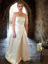 Load image into Gallery viewer, Maggie Sottero &#39;J861 - HC&#39;

