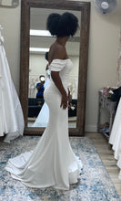 Load image into Gallery viewer, Elissar Bridal &#39;Illia&#39;
