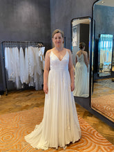Load image into Gallery viewer, BHLDN &#39;Bonaire Gown&#39;
