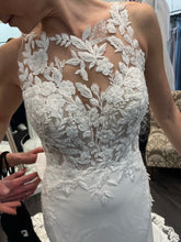 Load image into Gallery viewer, Allure Bridals &#39;9905&#39;
